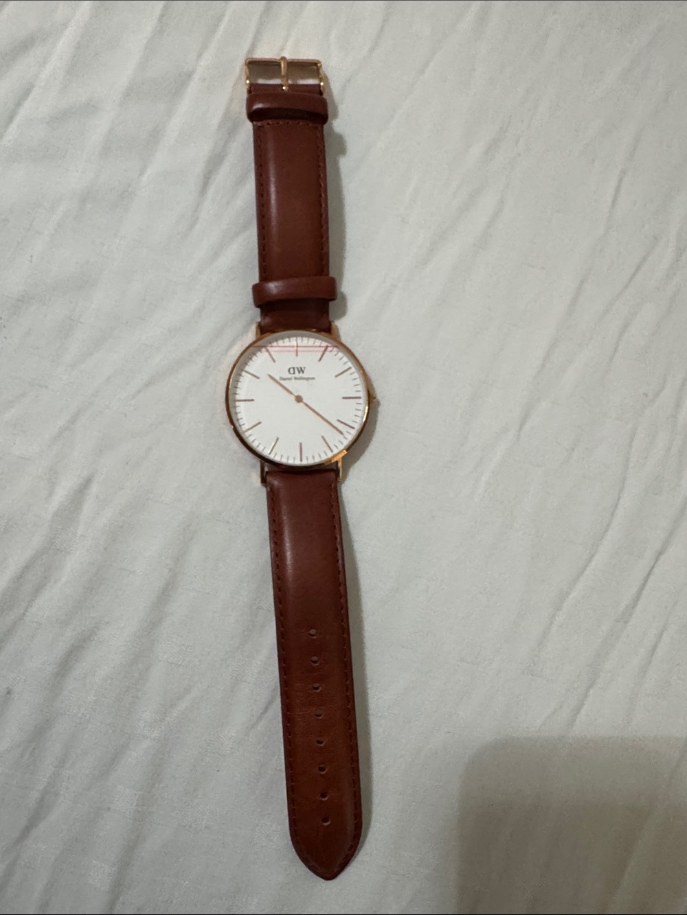 Daniel Wellington brown watch - Picture 2 of 5